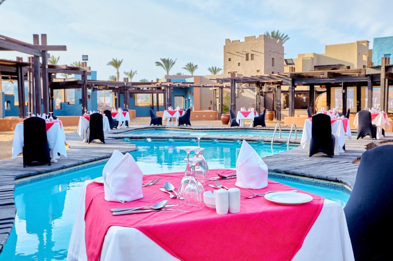 Pickalbatros Sands Port Ghalib Eksteriør billede The pool at the hotel