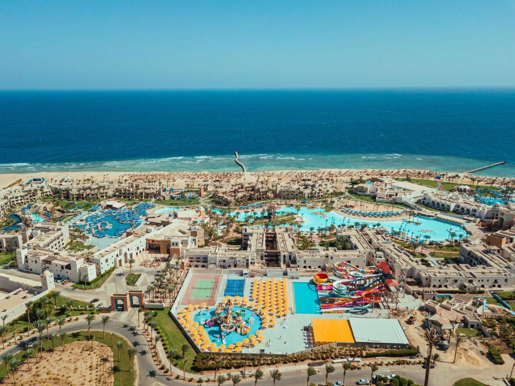 Pickalbatros Sands Port Ghalib Eksteriør billede Aerial view of the park